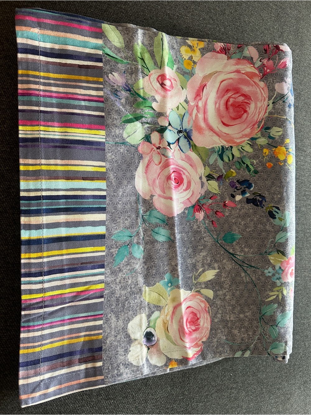 Floral Print Table Runnrt in Pink and Gray (110 Inches)